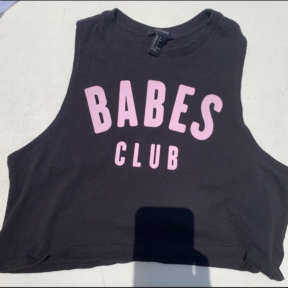 Black Cut Off Crop Top
